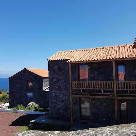 Amazing One Bedroom With Sea View Apartment Sao Roque do Pico